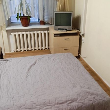 Apartment on Privokzalnaya 2/1 Vinnytsia Bagian luar foto