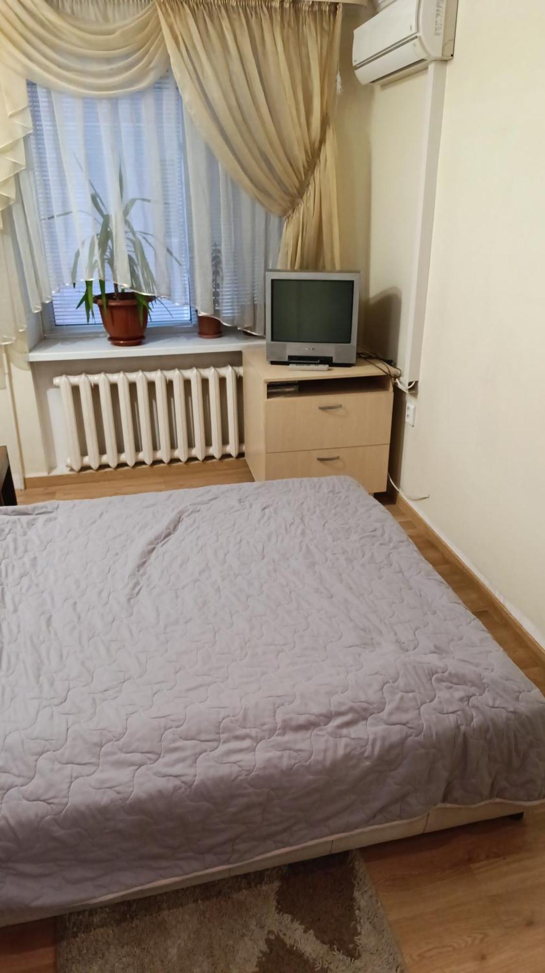 Apartment on Privokzalnaya 2/1 Vinnytsia Bagian luar foto