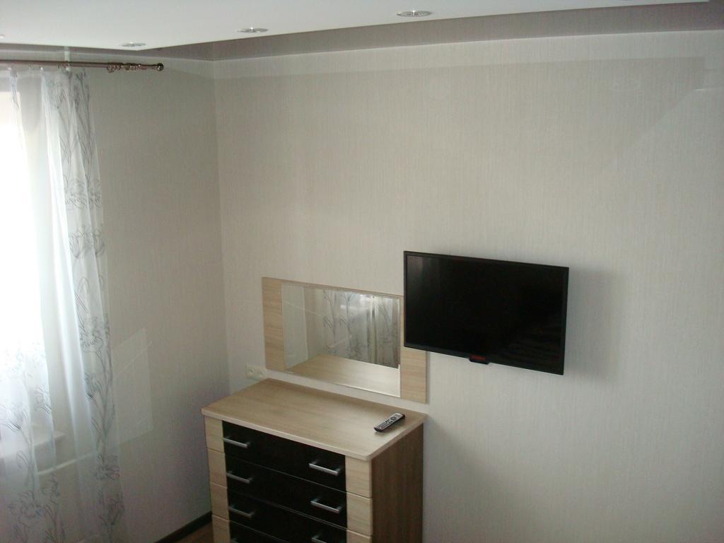 Apartment on Privokzalnaya 2/1 Vinnytsia Bagian luar foto